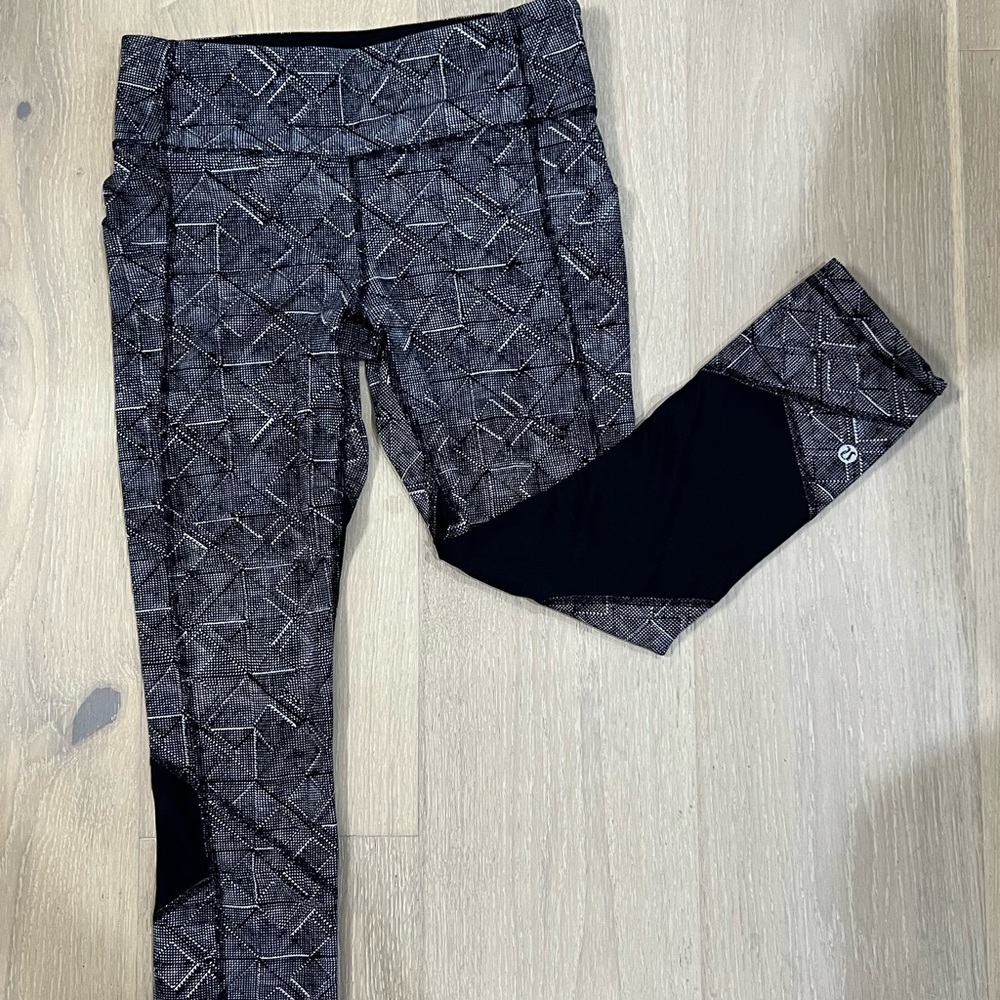 Lululemon crop leggings